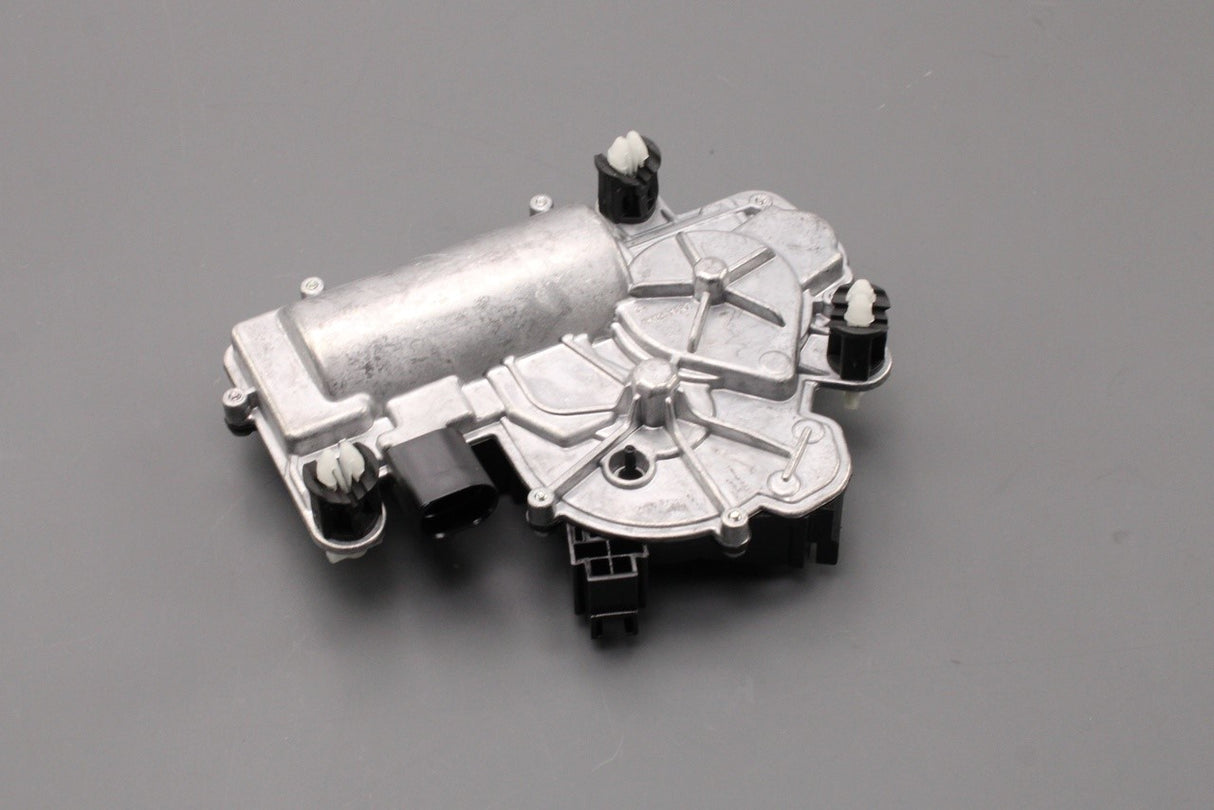 Audi A3 8Y A5 A6 A7 Q5 Q8 SEAT Leon rear boot lid servomotor 3V5827887C