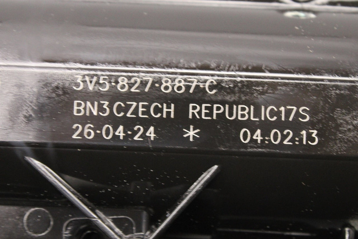 Audi A3 8Y A5 A6 A7 Q5 Q8 SEAT Leon rear boot lid servomotor 3V5827887C