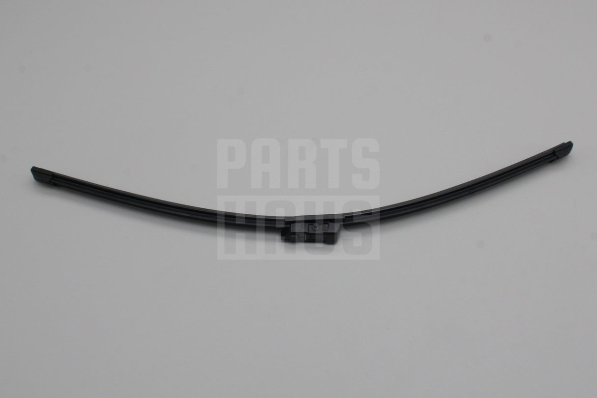 VW Amarok 2022-on drivers side front windscreen wiper blade 2HJ955426