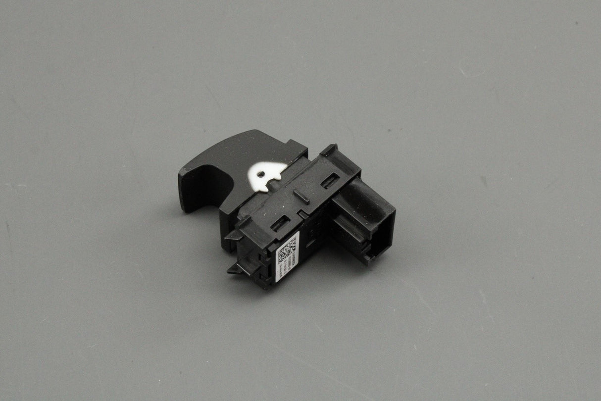 Skoda Fabia Rapid 15-23 passenger electric window switch 5JA959855A WHS