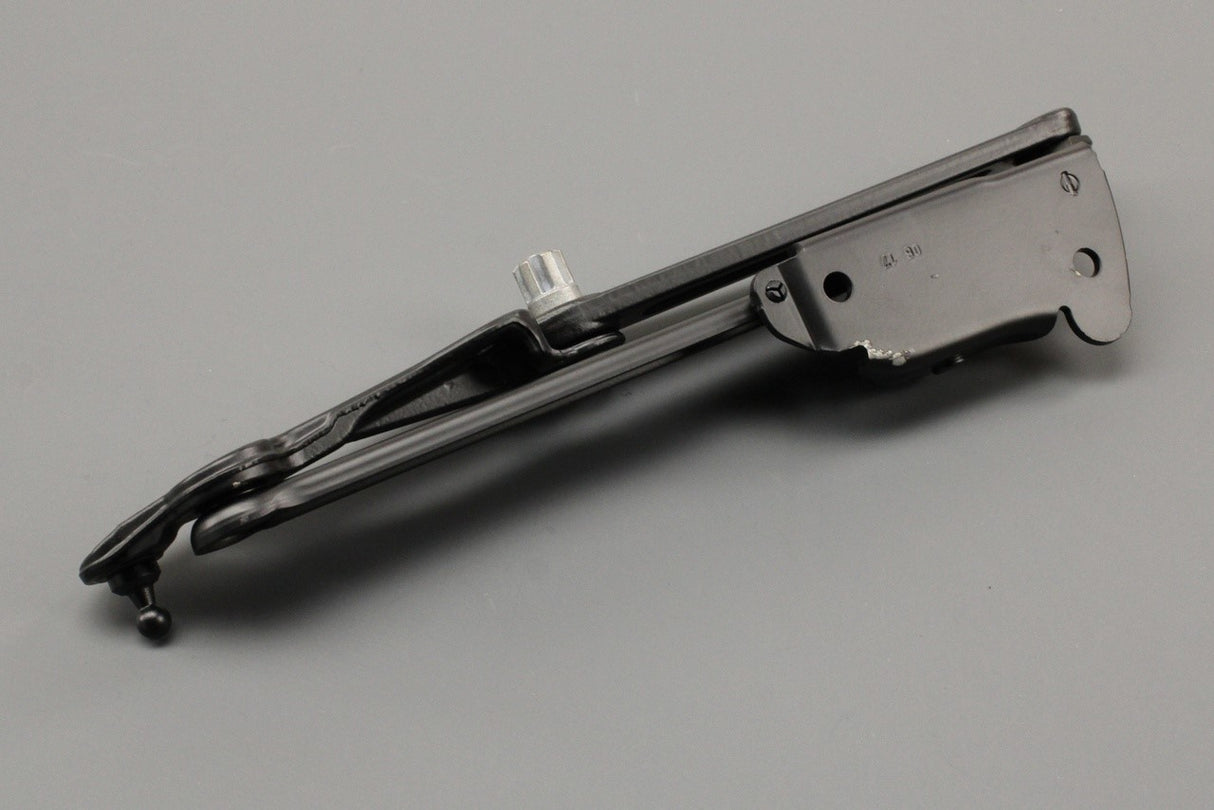 Bentley Mulsanne 11-21 Flying Spur boot lid hinge (left) 3Y0827301A