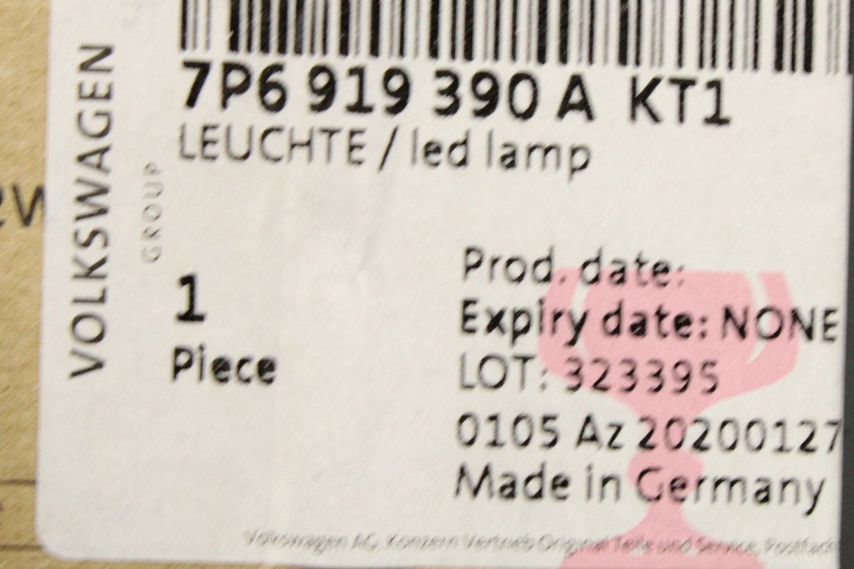 VW Touareg California SEAT Skoda door storage LED light 7P6919390A KT1
