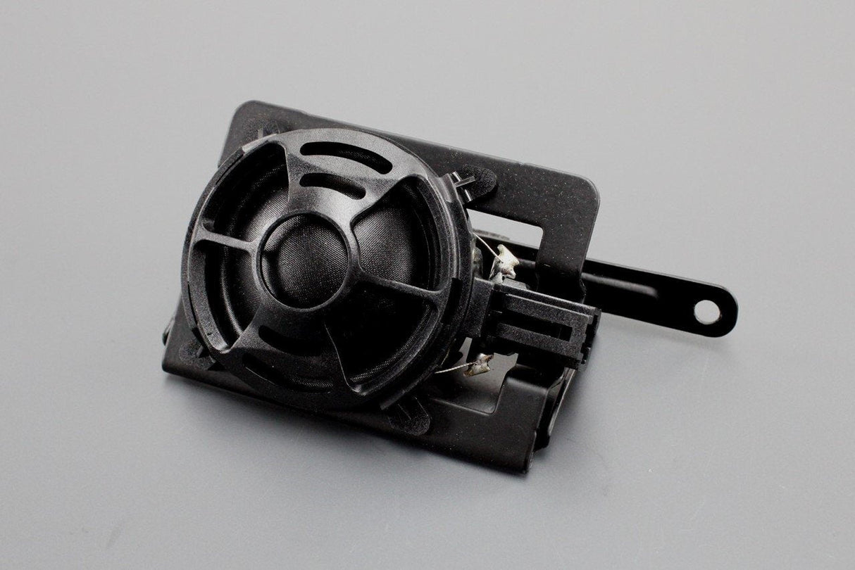 Audi A4 S4 RS4 B9 16-on A-pillar upper tweeter speaker (left) 8W5035399D