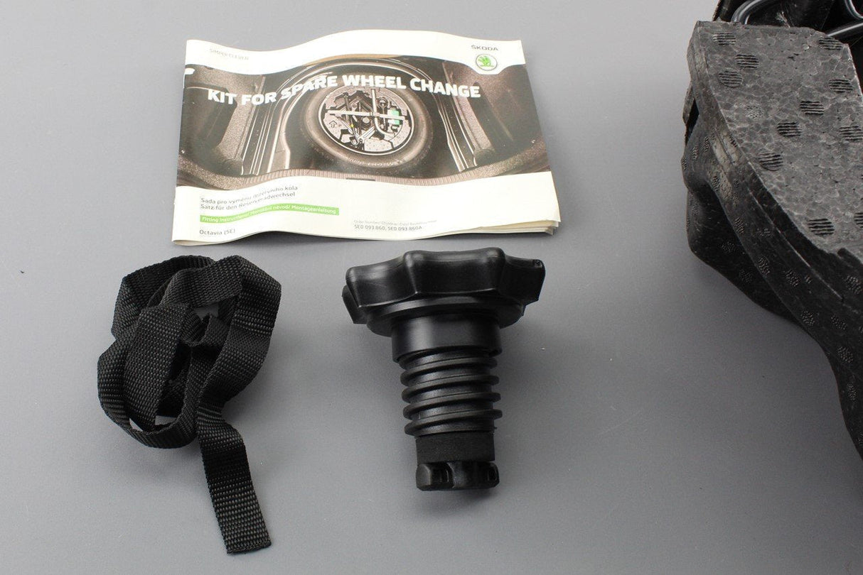 Skoda Octavia 5E 2013- Spare wheel tool kit bag 5E0093860