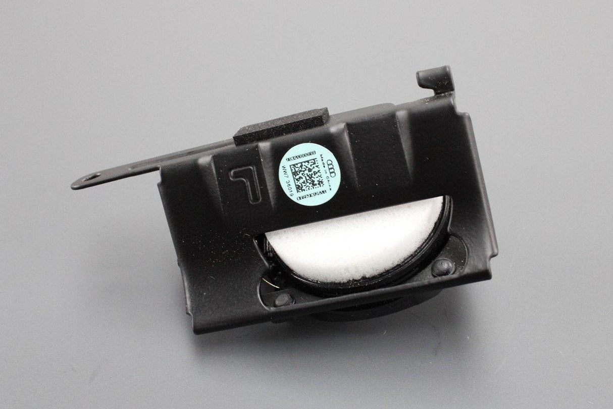 Audi A4 S4 RS4 B9 16-on A-pillar upper tweeter speaker (left) 8W5035399D