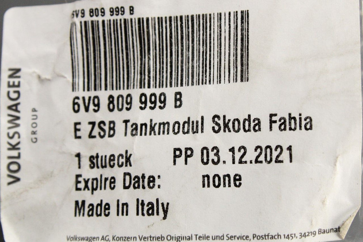Skoda Fabia Estate 2015-on fuel filler flap and tray 6V9809999B