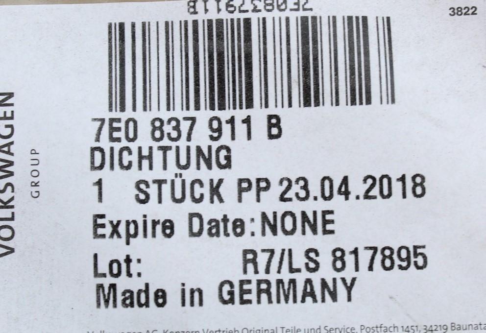 VW Transporter T5 T5.1 T6 T6.1 front inner door seal (left) 7E0837911B