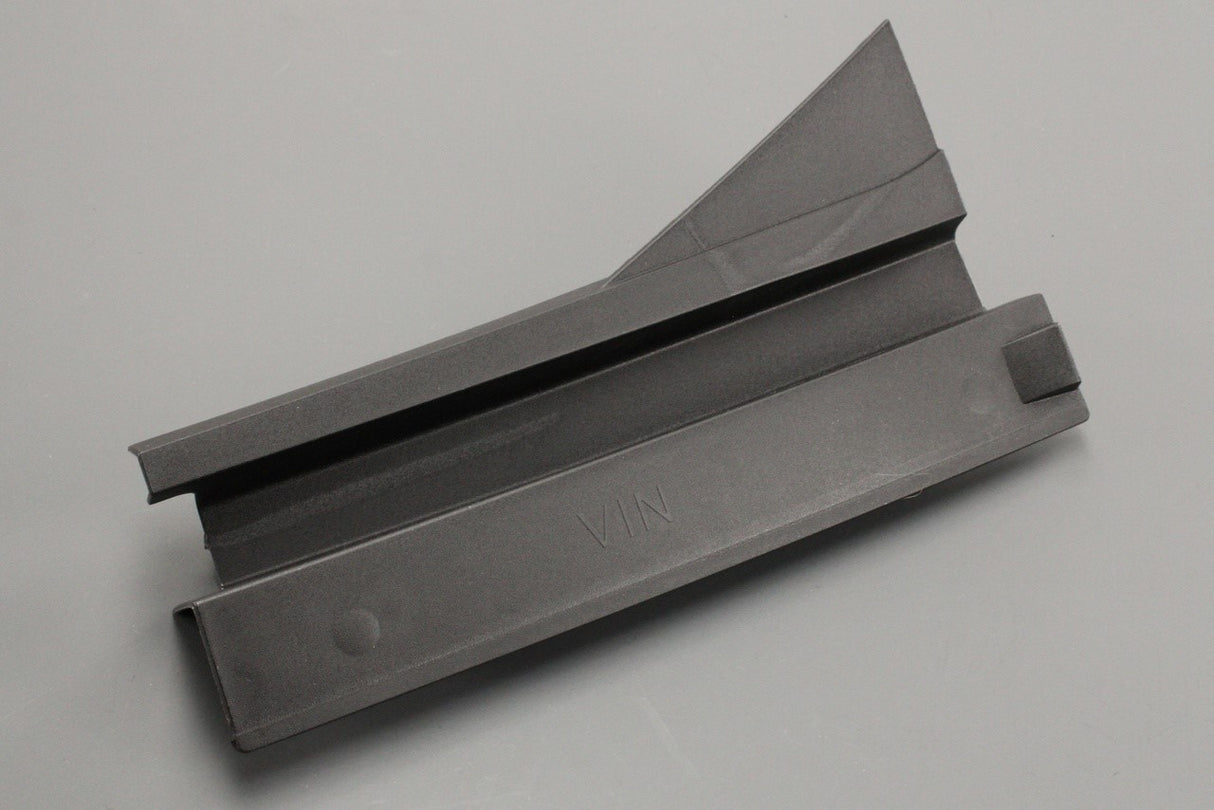 Audi Q7 SQ7 2016-on engine bay side cover trim (right) 4M0805700A