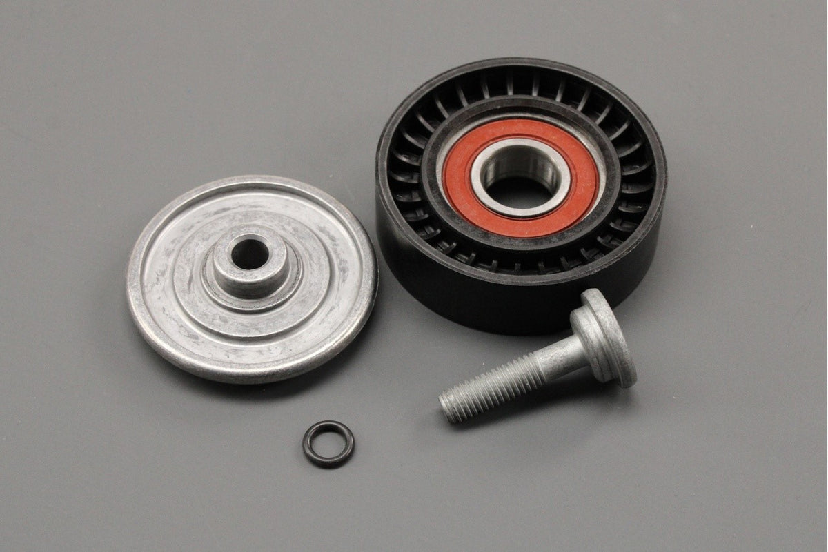 Bentley Bentayga 2017-on idler pulley with bolt (4.0L V8) 06M260938J, view 1