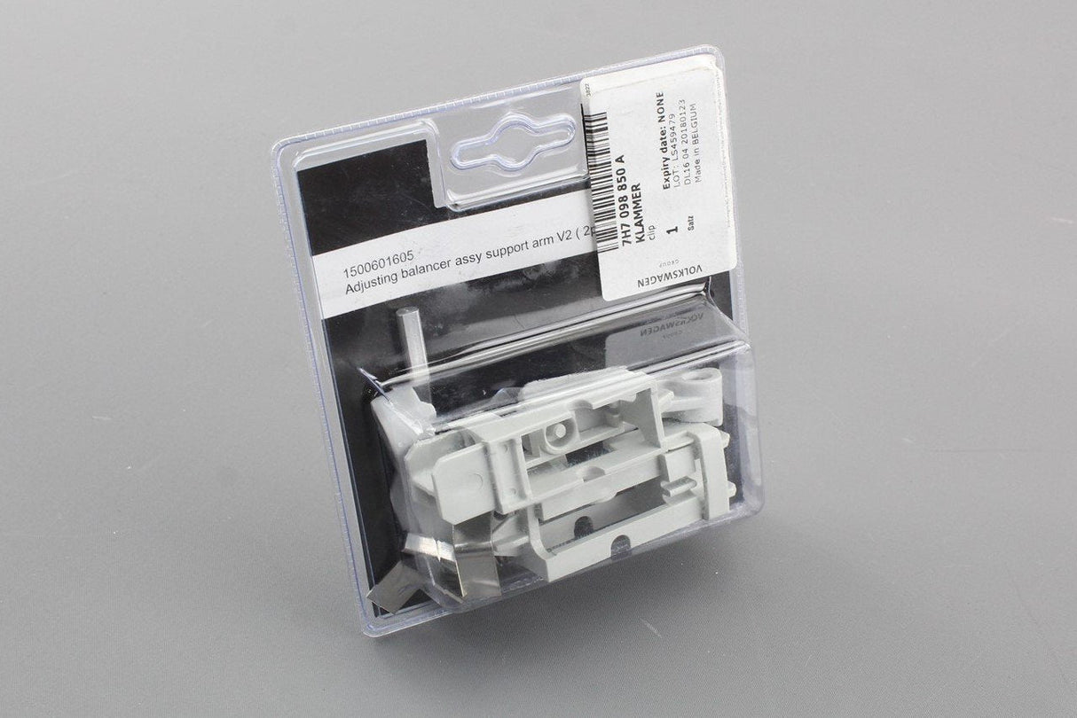 VW T5.1 T6 2010-20 California Lock clip supports for awning 7H7098850A
