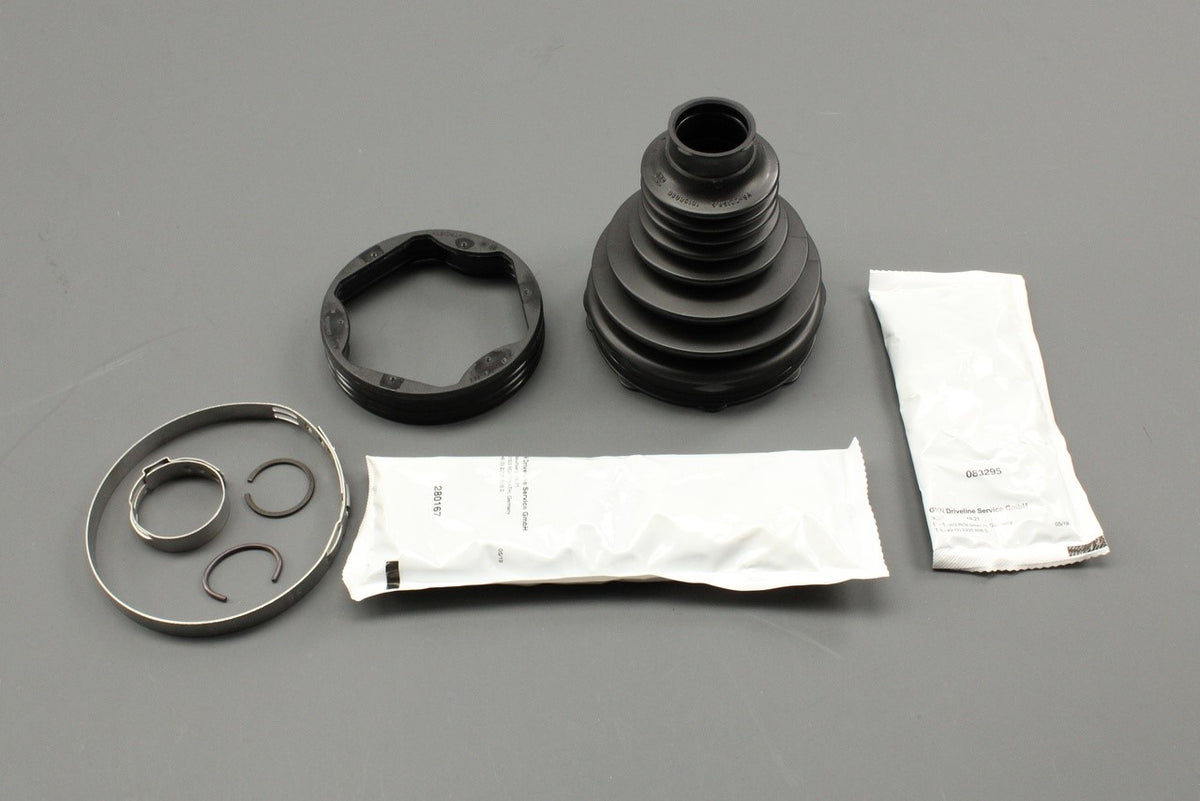 Land Rover Discovery Sport Range Rover Evoque rear CV boot kit LR155319, view 1