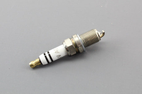 VW Audi Skoda SEAT 1.8 2.0 TFSI Spark plugs x4 BOSCH 06H905611