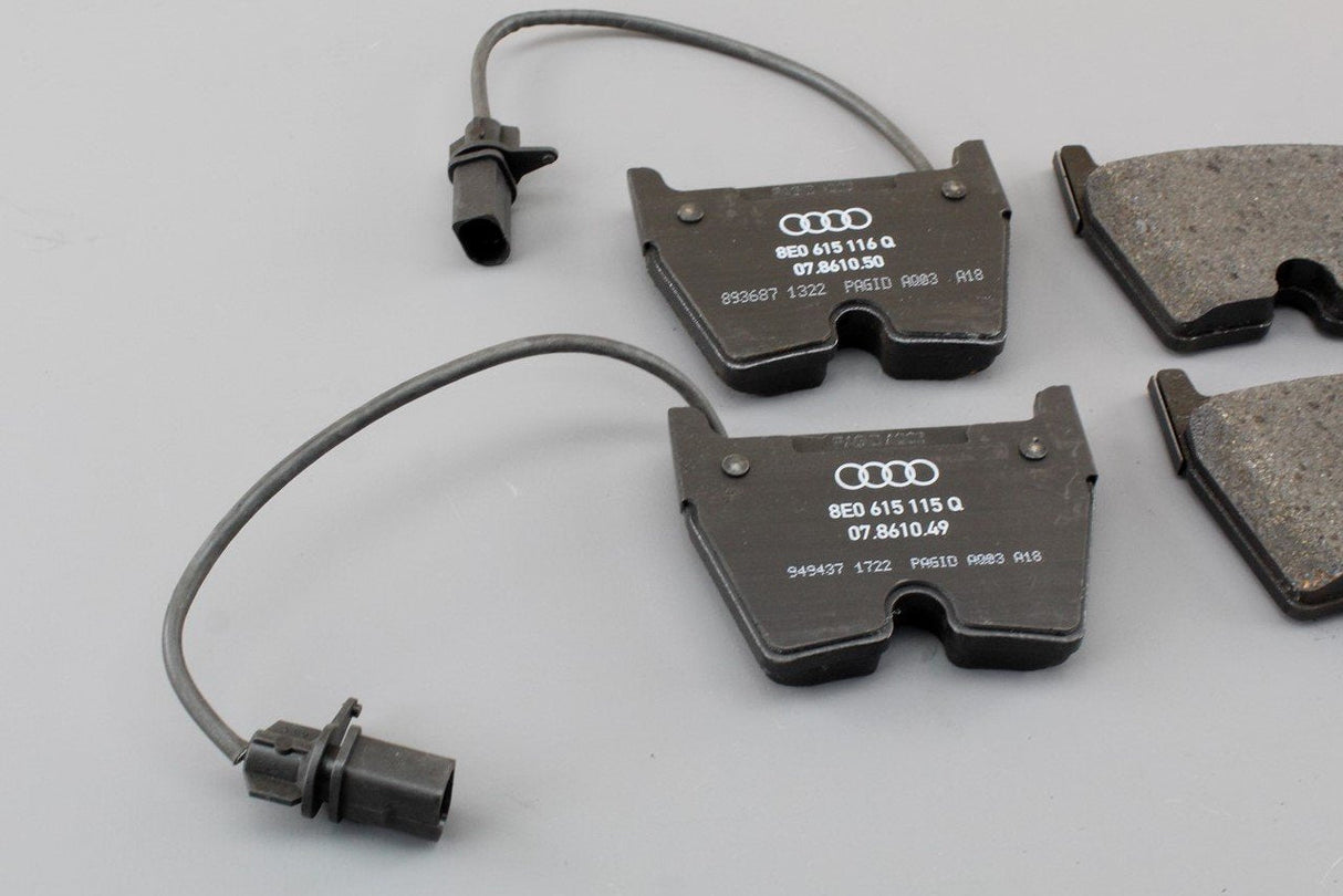 Audi RS4 B7 2006-08 Front brake pads 365x34mm (x8) 8E0698151Q