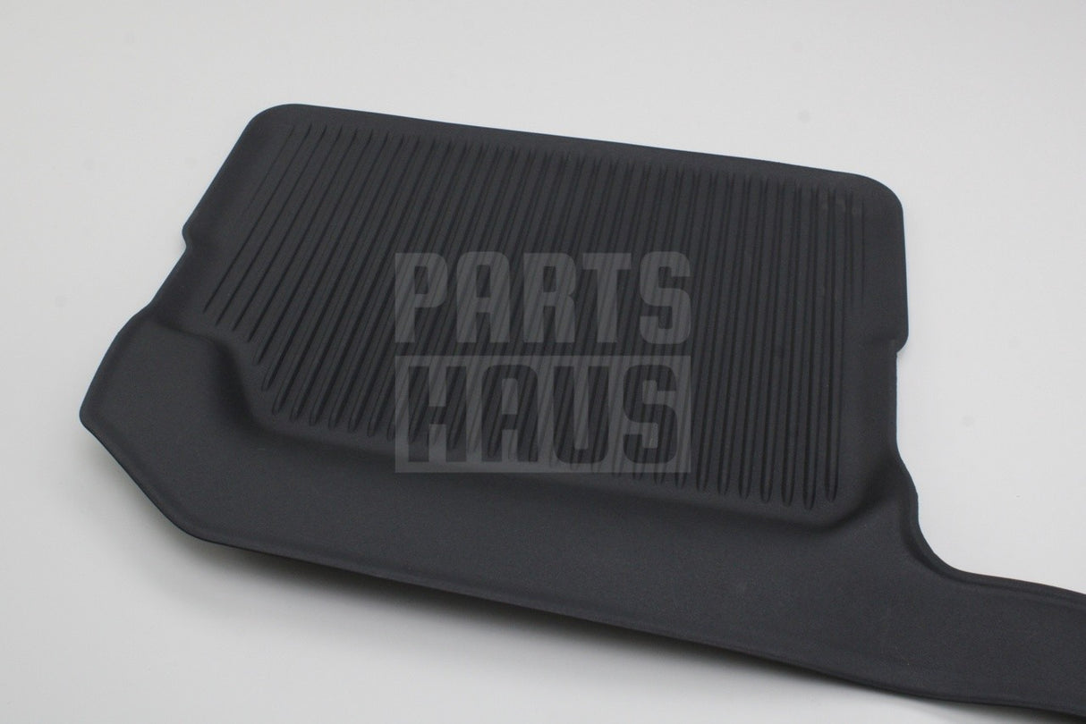 VW Tayron 2025-on 3rd row rubber floor mats 57L061511 82V
