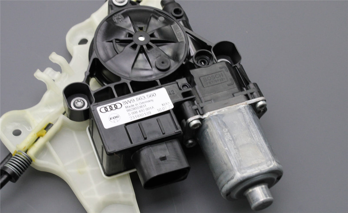 Audi A4 S4 RS4 2016-2025 parcel shelf cover drive mechanism 8W9863560