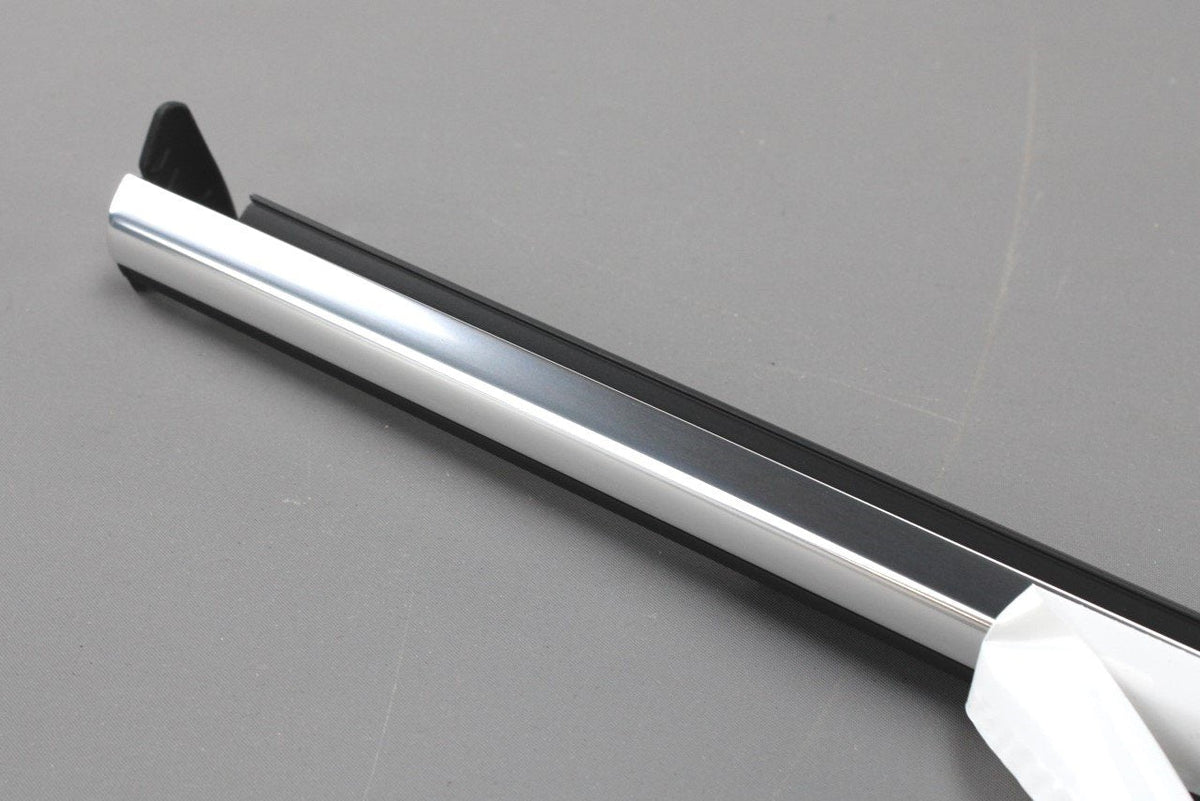 Skoda Karoq SEAT Ateca outer window seal (front, right) 575837476D JV1, view 1
