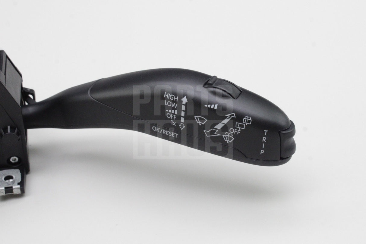 Skoda Fabia Roomster 2011-15 indicator wiper stalks 6R0953507A 9B9
