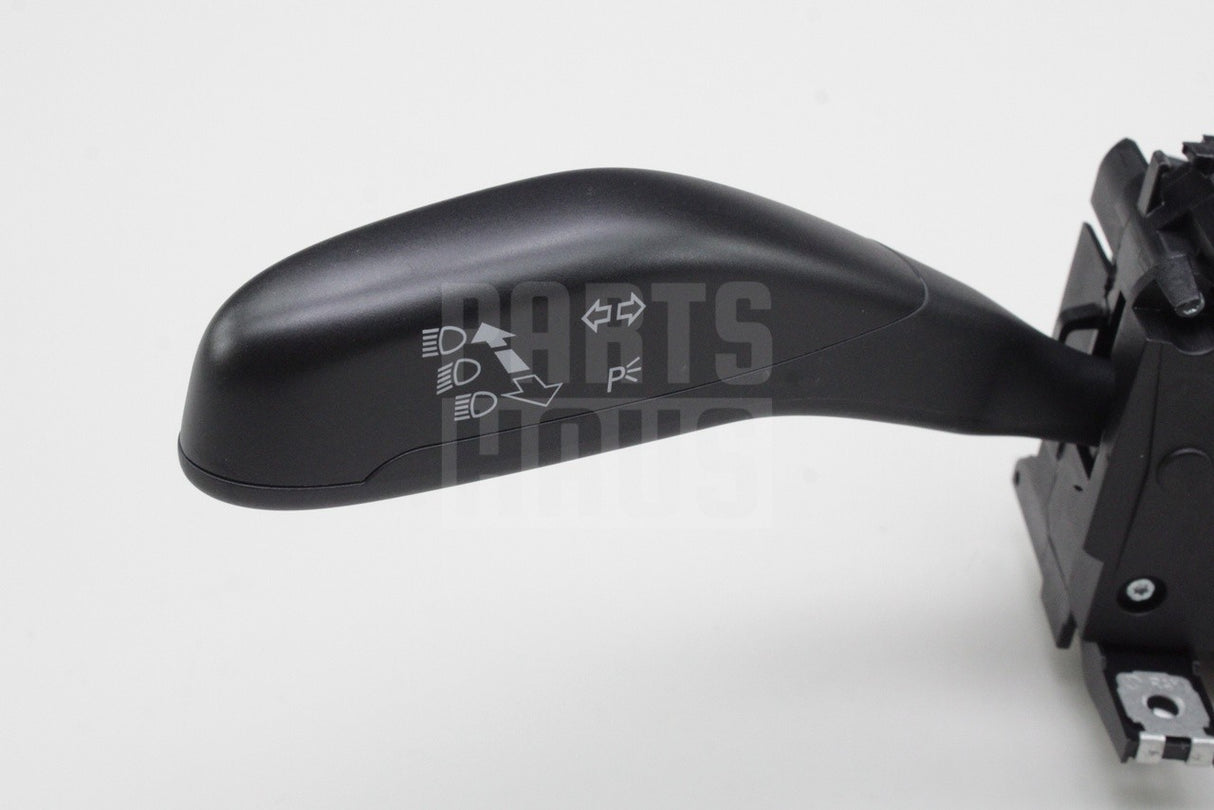 Skoda Fabia Roomster 2011-15 indicator wiper stalks 6R0953507A 9B9