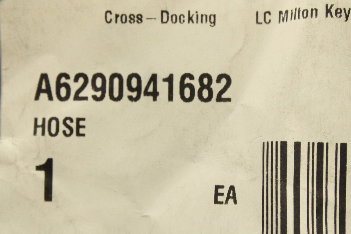 Mercedes-Benz hose pipe A6290941682