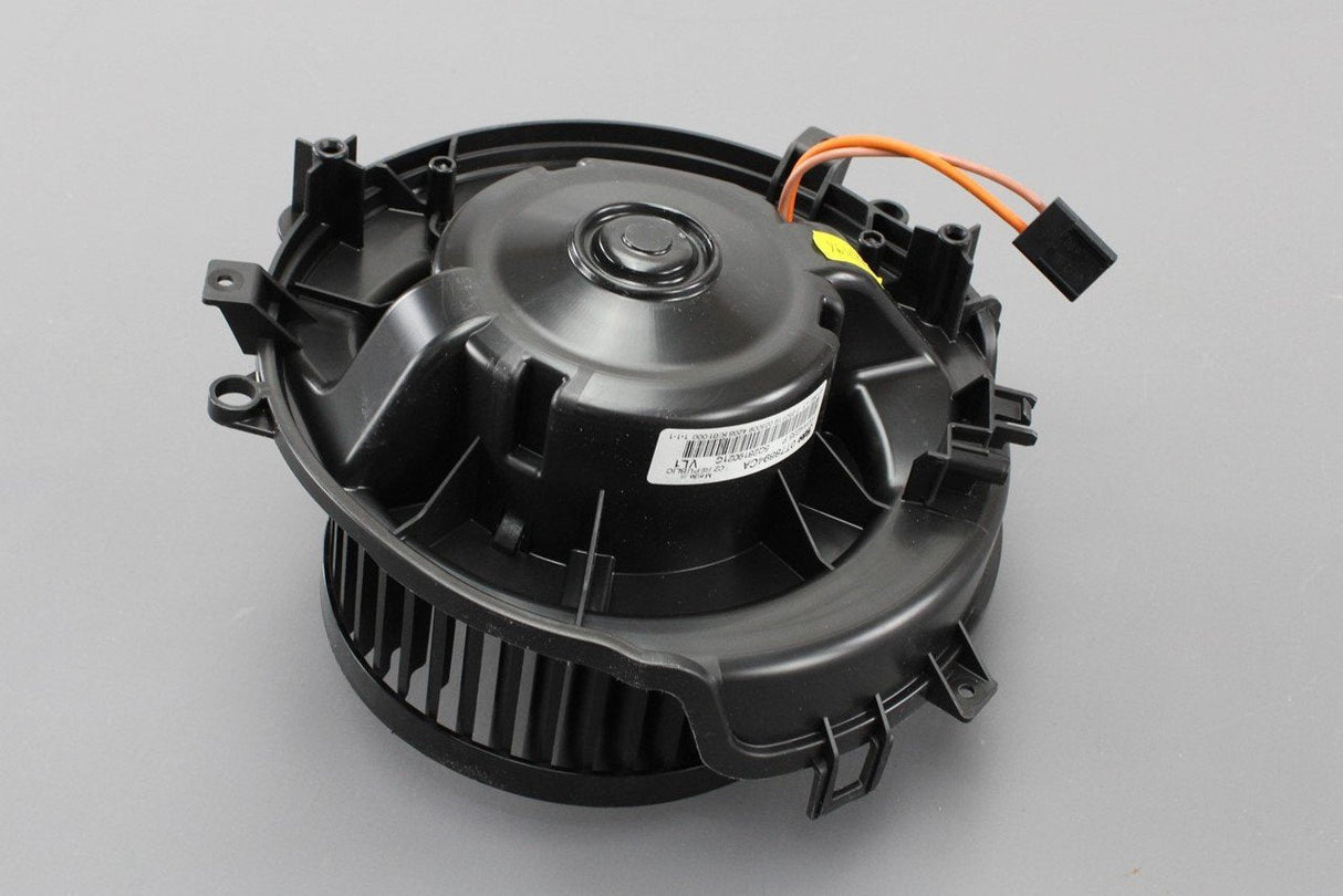 VW Golf Audi A3 Skoda Octavia SEAT Leon Heater fan (RHD) 5Q2819021C