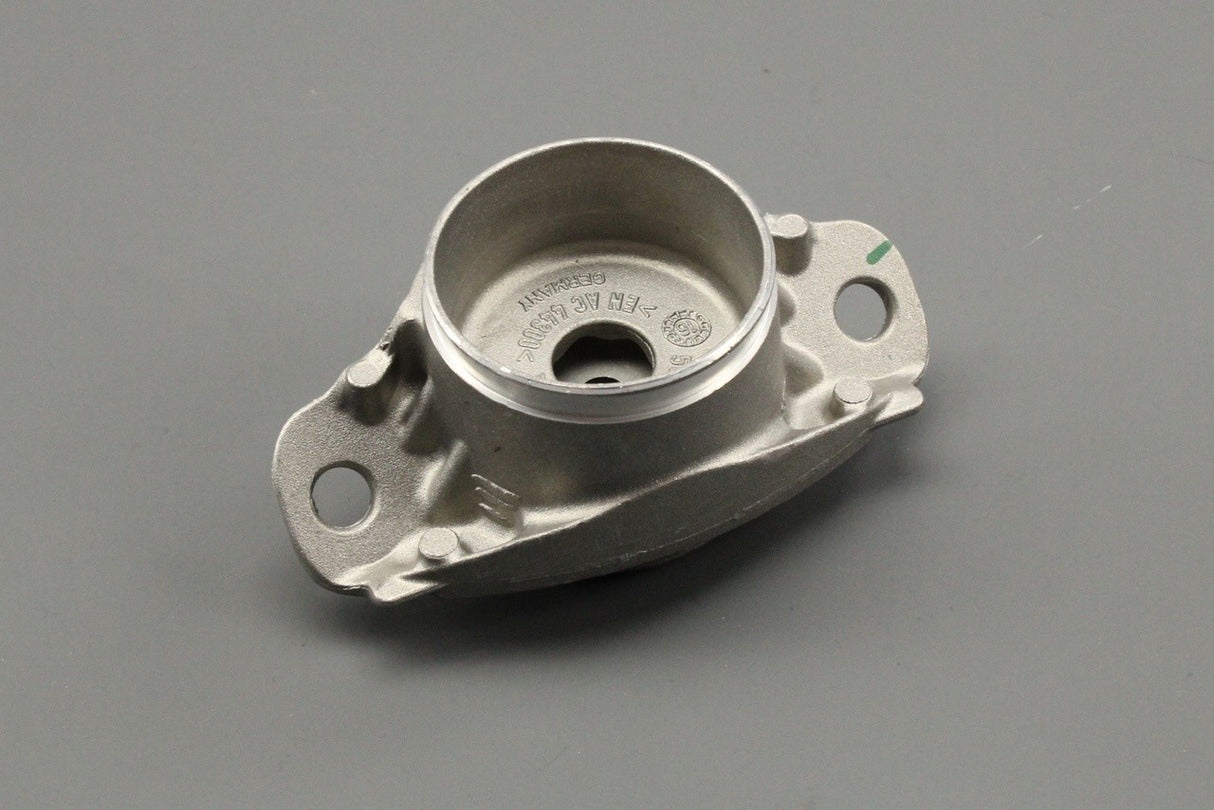 VW Arteon Tiguan T-Roc Passat Skoda rear suspension top mount 5Q0513353J