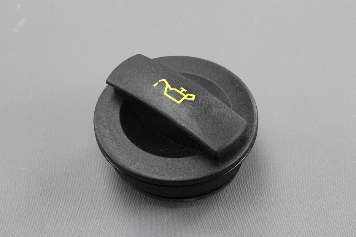VW Audi Skoda SEAT various models engine oil filler screw cap 06C103485P, view 1