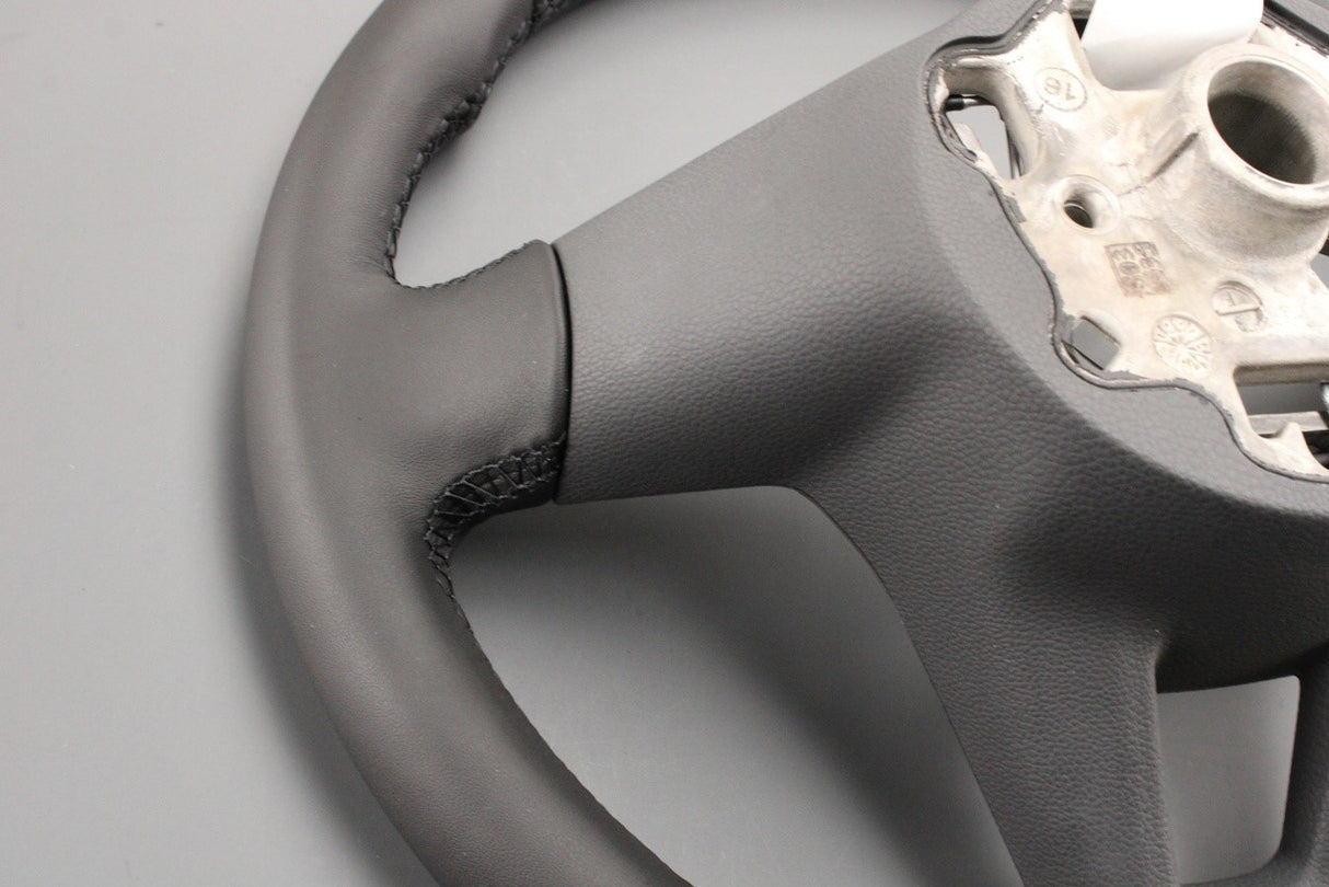 VW Golf MK8 2020-on leather steering wheel (manual) 5H0419093F VDH