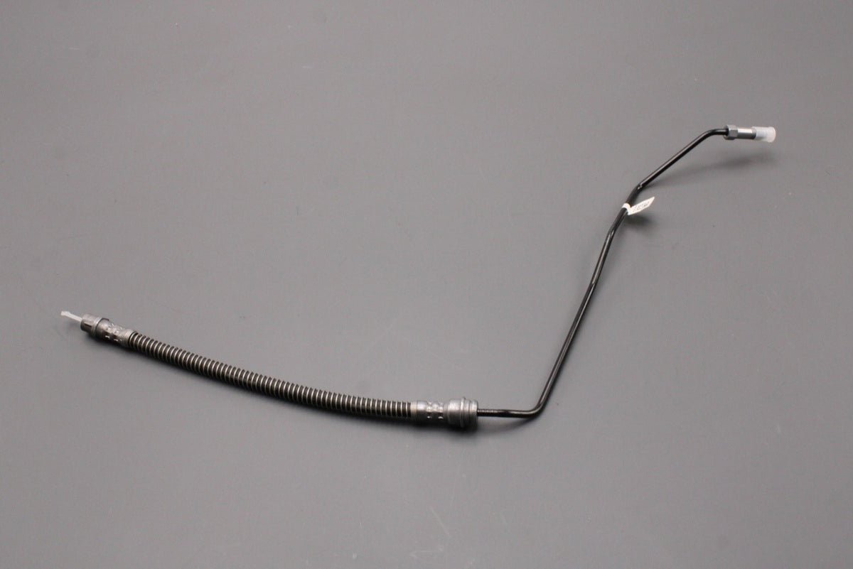 Audi e-tron GT Porsche Taycan front brake pipe (right) 9J1611708K, view 1