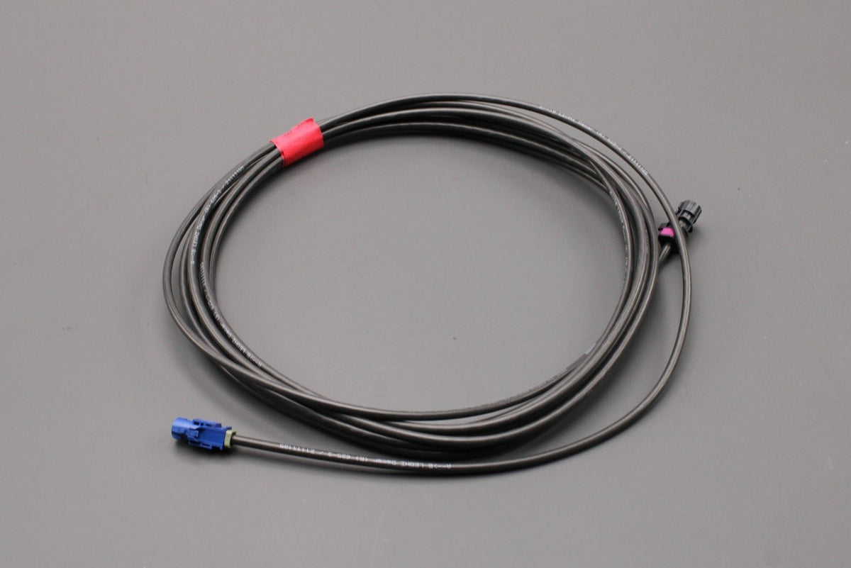 VW Tiguan Skoda Kodiaq 16-24 reversing camera wiring 5NB971192C, view 1