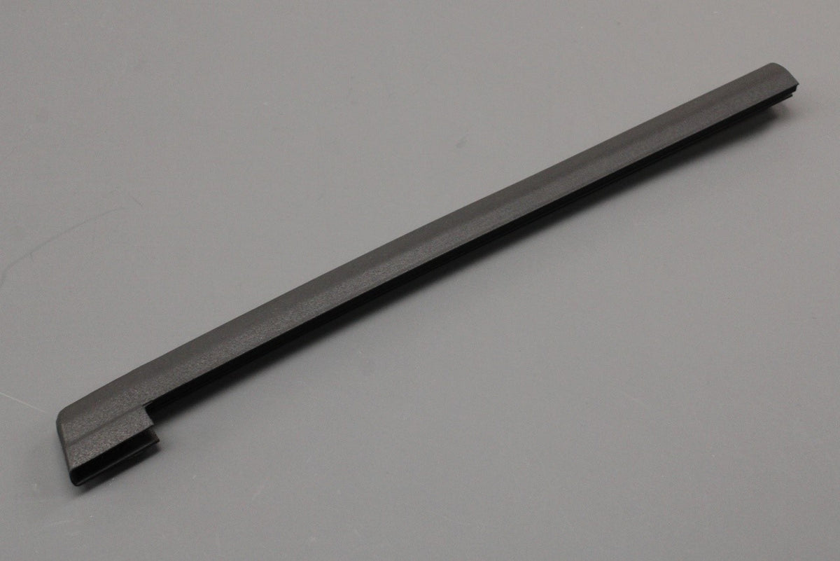Bentley Continental GT 2004-2017 window guide seal (right) 3W0837902C, view 1