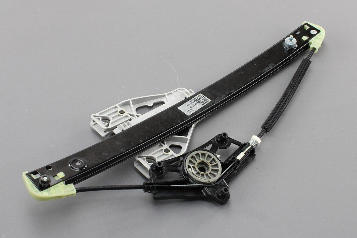 Audi A6 S6 RS6 C7 2011-18 Avant rear window regulator (right) 4G0839462