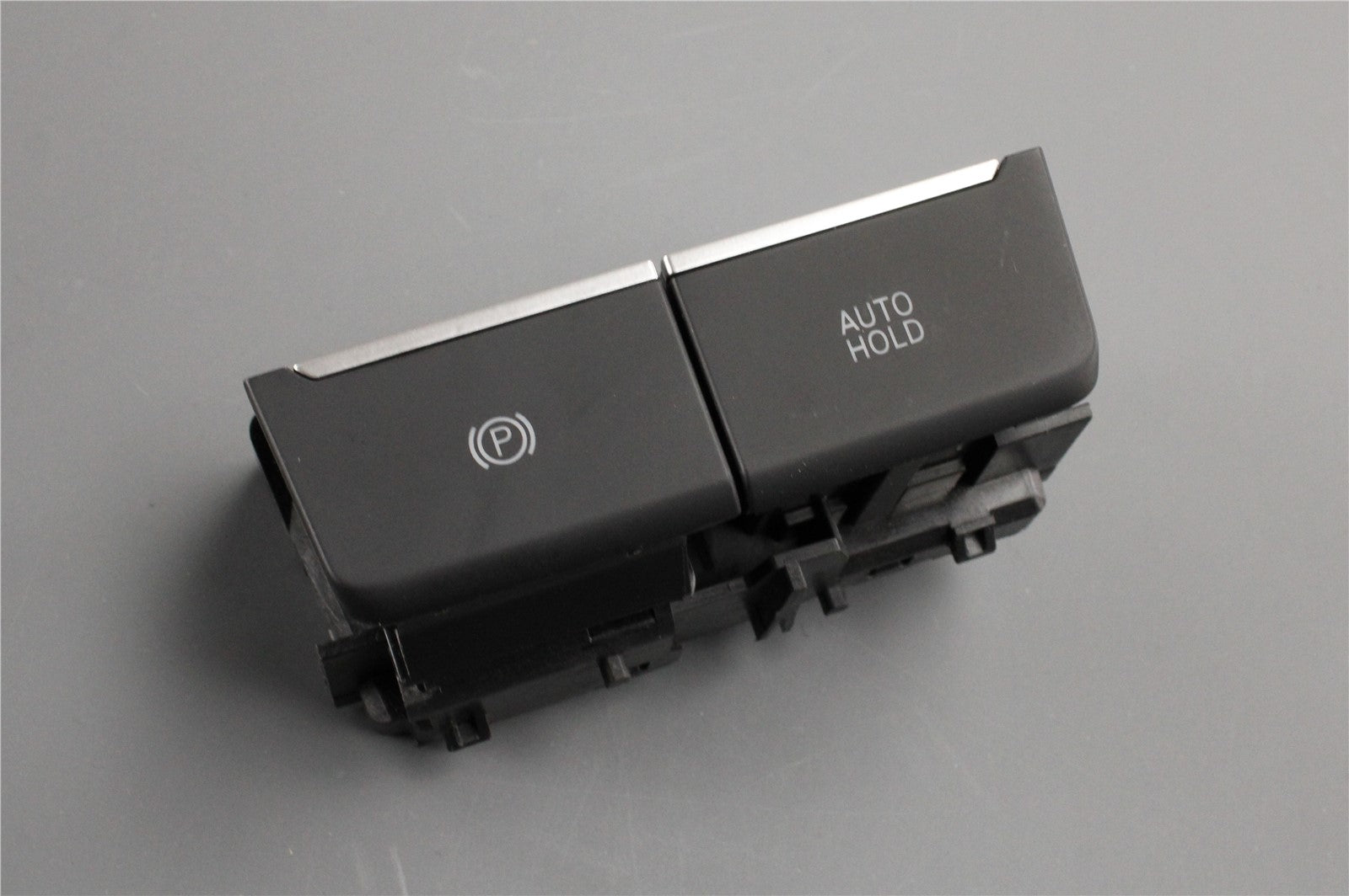 VW Golf MK8 2020-on handbrake & auto hold switch 5H0927225A UYN, view 1