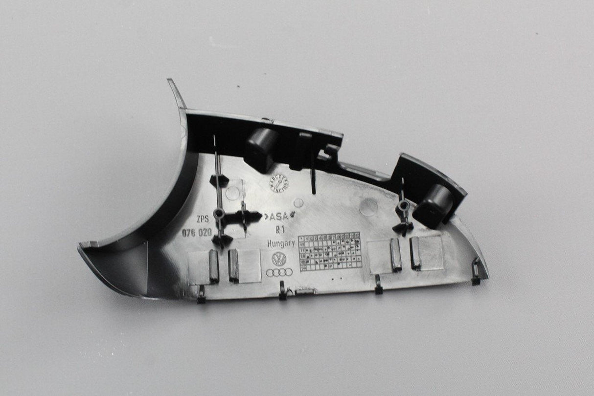 VW Golf MK6 Estate 2010-14 Lower right wing mirror trim 1K0857578B 9B9