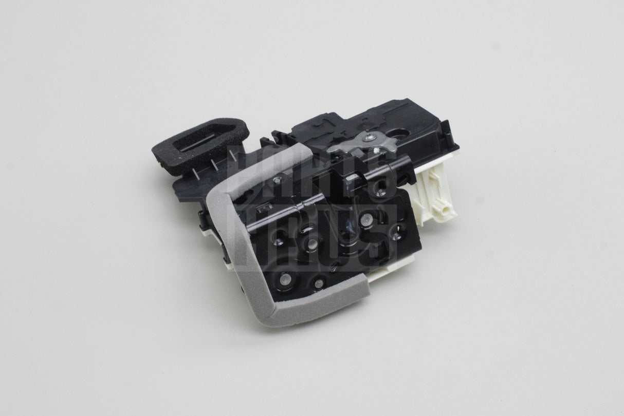 Audi A6 S6 RS6 2019-on A7 RS7 Q8 RSQ8 rear door lock (left) 4K0839015P