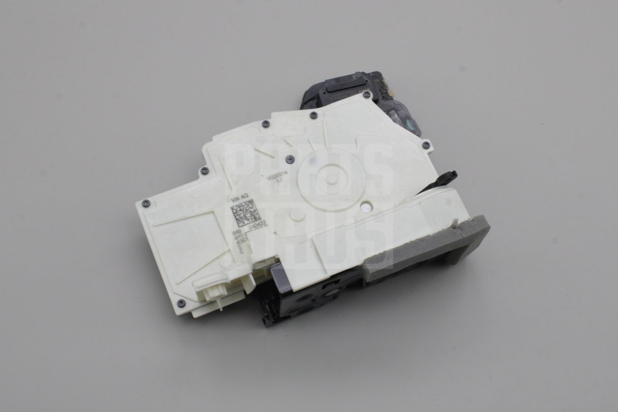 Audi A6 S6 RS6 2019-on A7 RS7 Q8 RSQ8 rear door lock (left) 4K0839015P