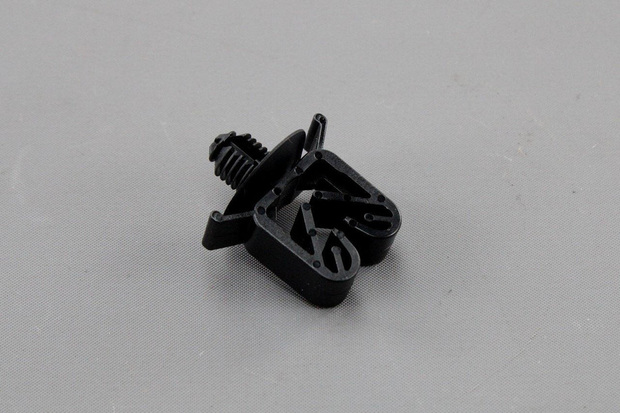 VW Polo AW Audi A1 SEAT Ibiza Skoda Scala brake cable clip 2Q0609734B