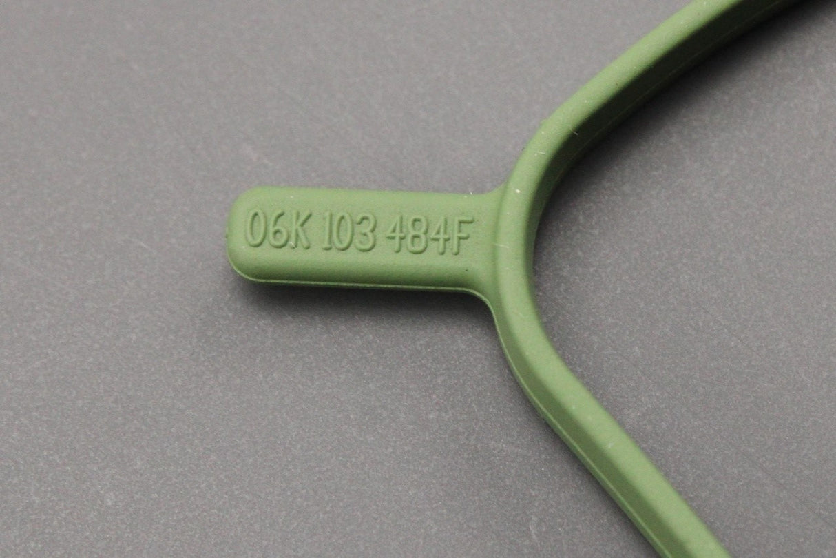 VW Audi Skoda SEAT CUPRA 1.8 2.0 TSI oil separator PCV gasket 06K103484F