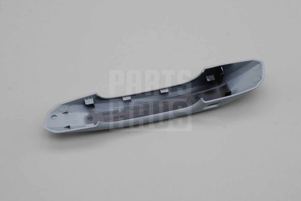 Audi A4 S4 16-25 A5 S5 17-25 rear door handle cap (right) 8W0837240 GRU