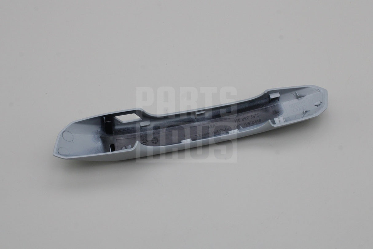 Audi A4 S4 16-25 A5 S5 17-25 rear door handle cap (right) 8W0837240 GRU