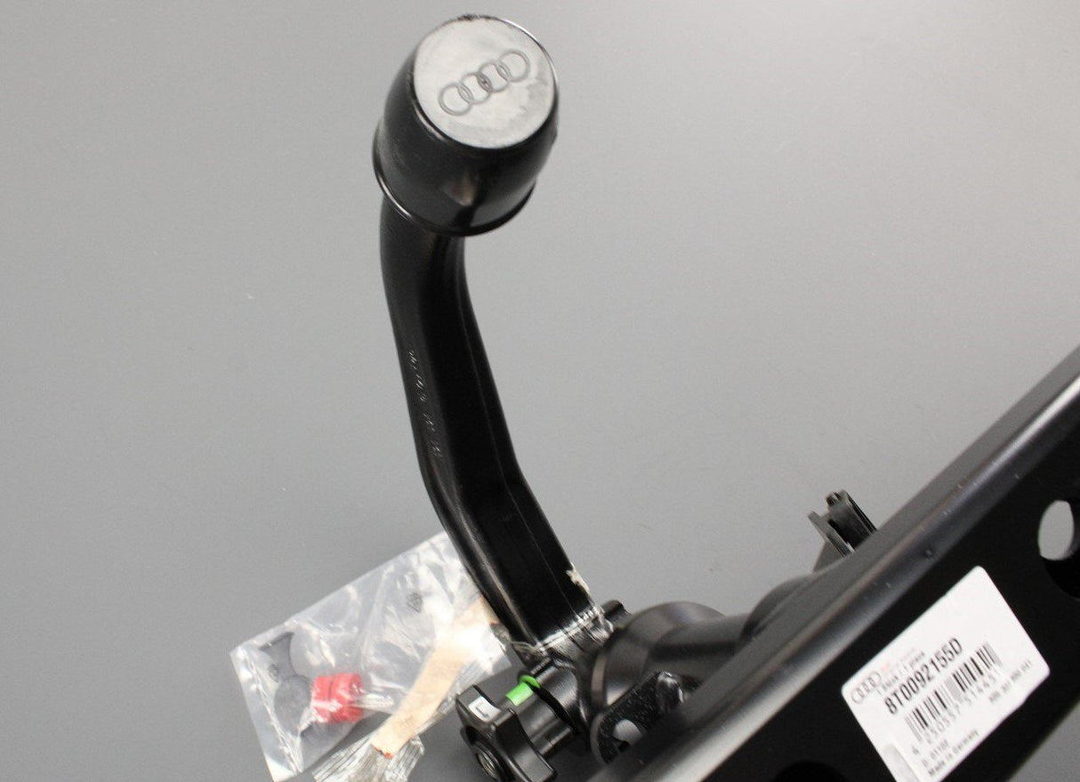 Audi A4 S4 A5 S5 2008-2017 removable tow bar 8T0092155D