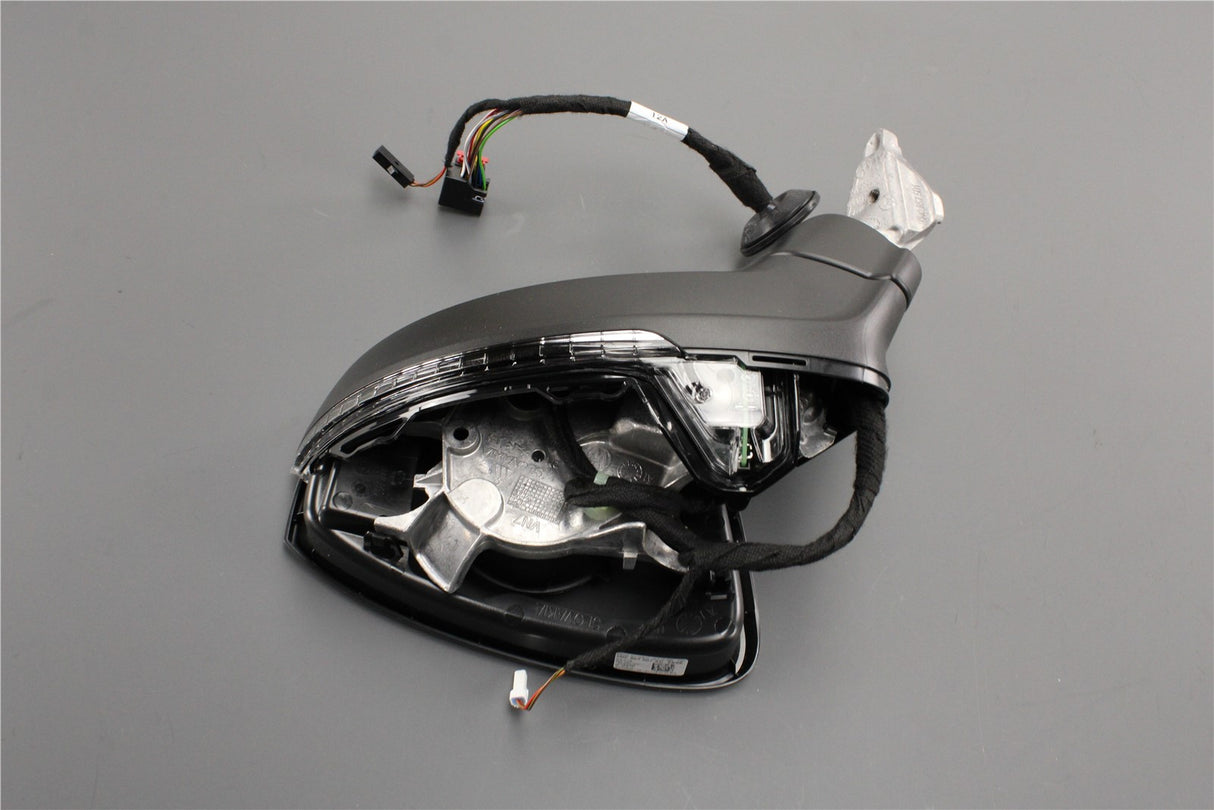 VW Tiguan 2016-22 door wing mirror housing (left) 5NC857507AD 9B9