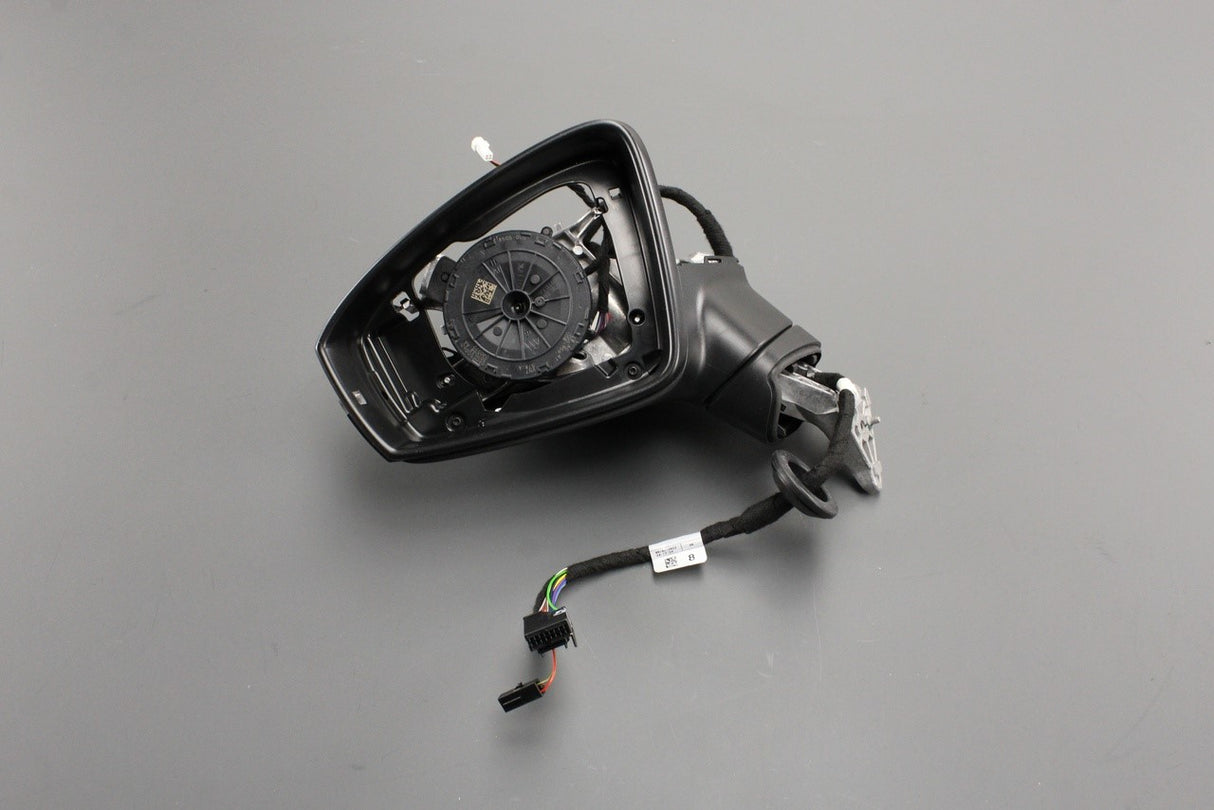 VW Tiguan 2016-22 door wing mirror housing (left) 5NC857507AD 9B9