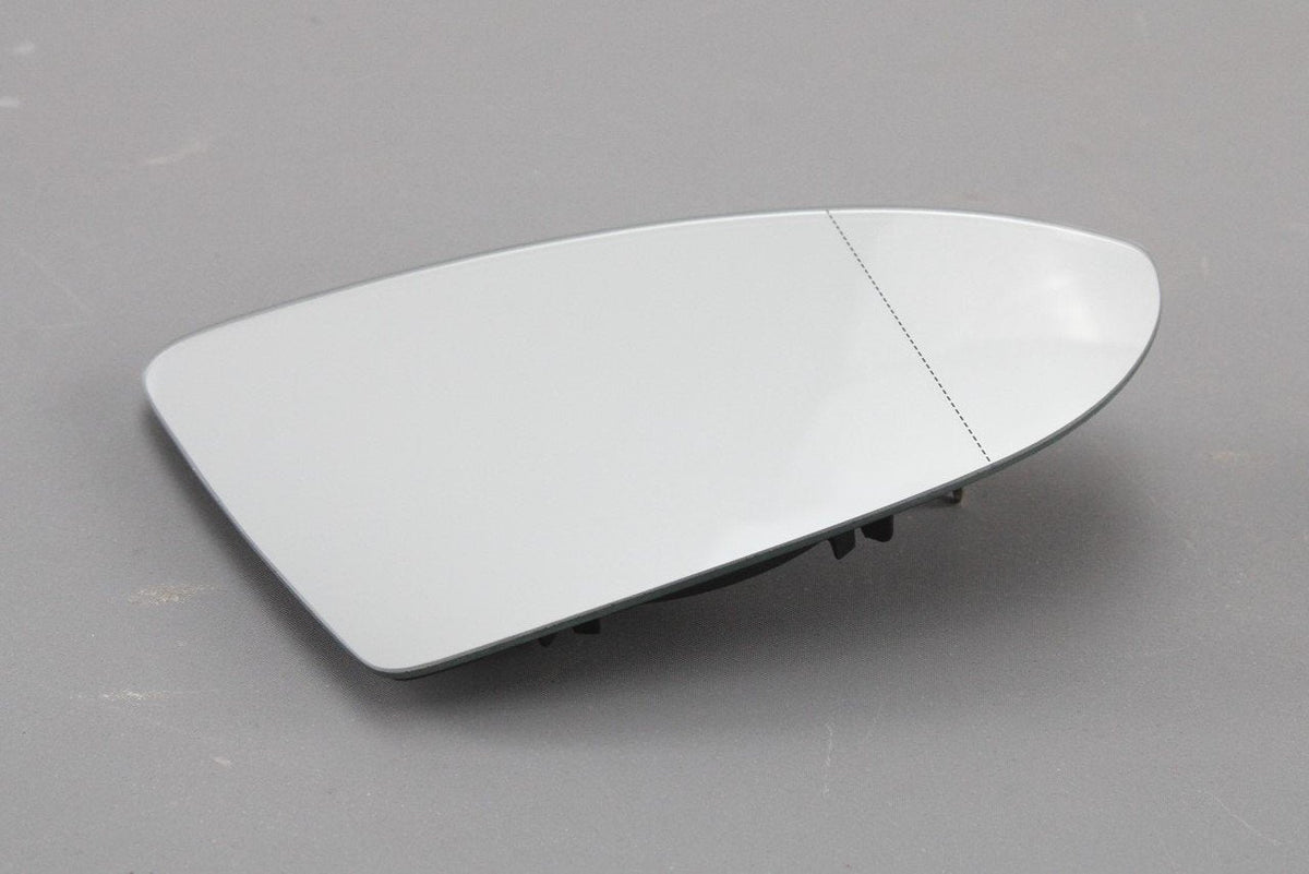 VW Golf MK7/7.5 13-20 exterior wing mirror glass (right, RHD) 5G0857522A, view 1