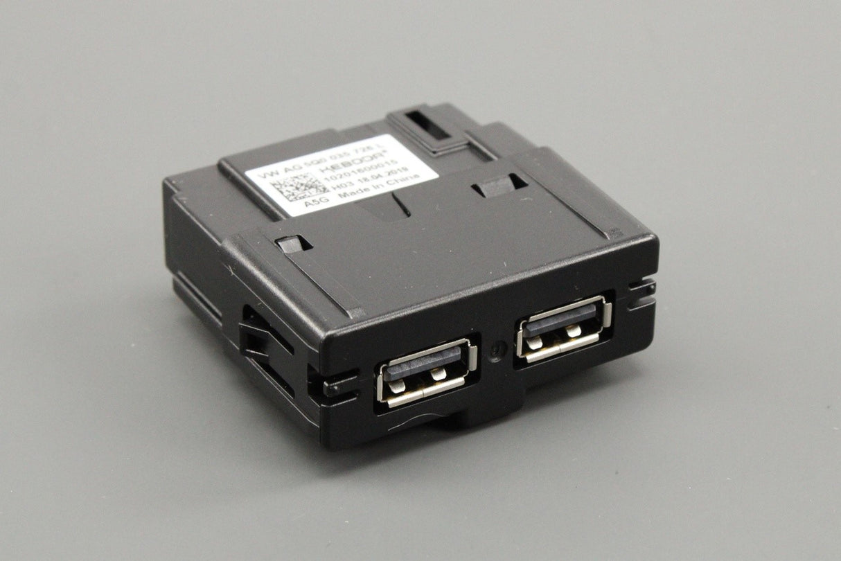 VW Touareg Passat Audi A3 Q3 Q5 RS3 RS4 RS5 double USB socket 5Q0035726L