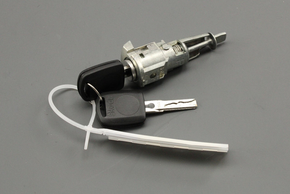 Skoda Octavia 2004-13 replacement door lock barrel with keys 1Z0898168D, view 1
