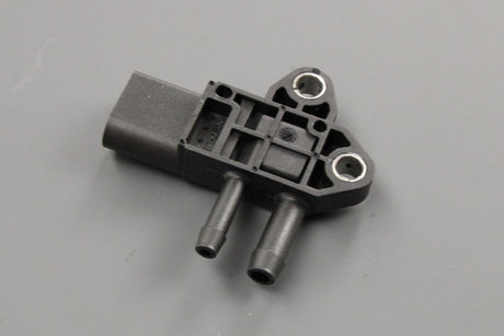 VW Touareg Phaeton Audi Q7 5.0 V10 TDI DPF pressure sensor 07Z906051A