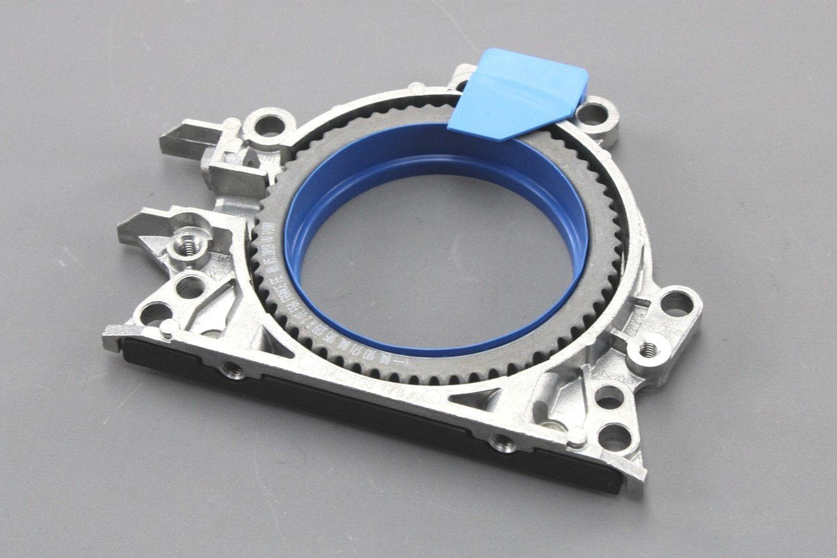 VW Audi Skoda SEAT 1.6 2.0 TDI crankshaft rear oil seal flange 04L103171