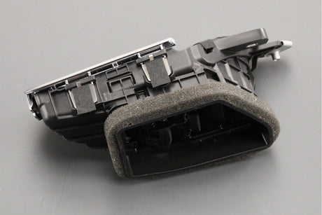 Vauxhall Mokka dashboard air vent (right) 42570818