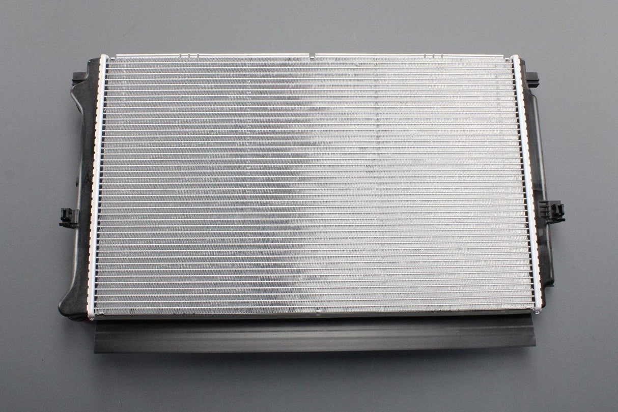 VW Golf Audi Skoda SEAT 2.0 TDI coolant radiator 5Q0121251GD
