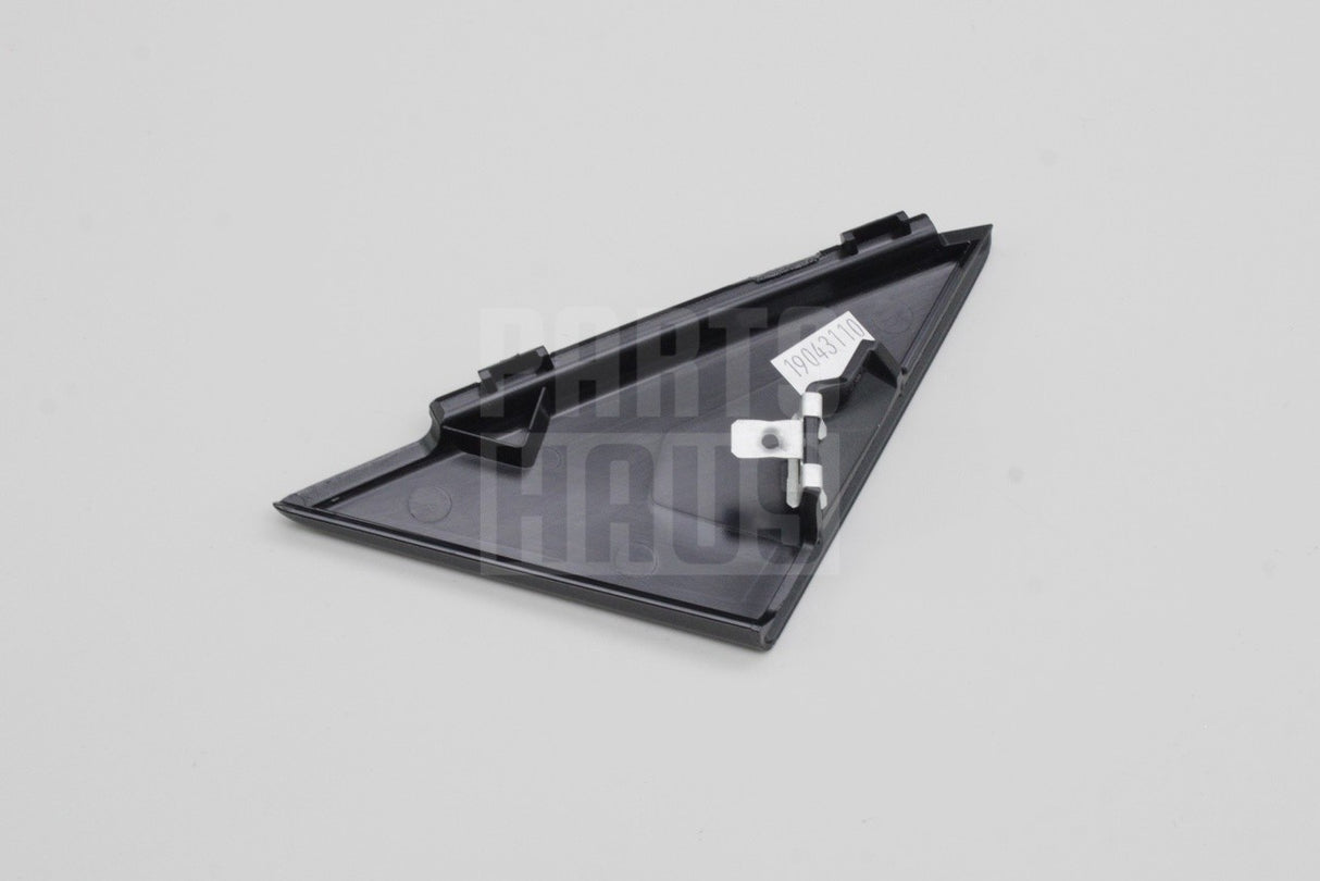 Audi A1 S1 2011-18 3 door front door corner trim (left) 8X3837637 5FQ